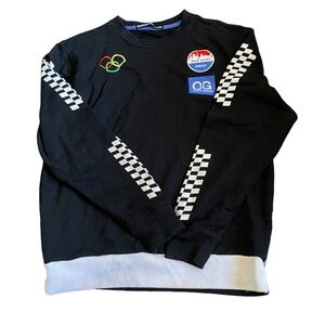 PradagyNYC Long Sleeve Black Street Checkered Crew Neck Sweatshirt